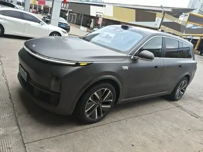 Li Auto Li L9 · 2023 год