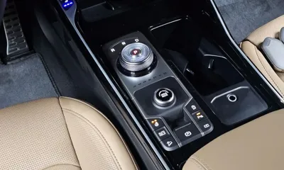 Kia Sorento 2025, 16394 км, за 99990000 KRW - фото 9