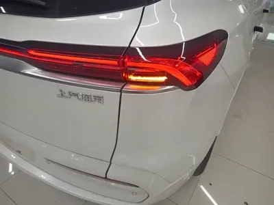Buick E5 2025, 18000 км, за 127400 CNY - фото 8