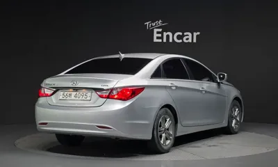 Hyundai Sonata 2014, 104333 км, за 5800000 KRW