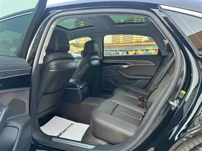 Audi A8 2025, 13000 км, за 489000 CNY - фото 14