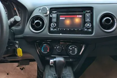 Honda XR-V 2017, 71900 км, за 59781.34 CNY - фото 15