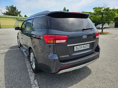 Kia Canival 2016, 105340 км, за 9500000 KRW
