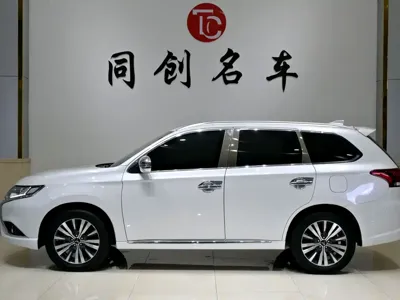 Mitsubishi Outlander 2021, 69000 км, за 69000 CNY - фото 7
