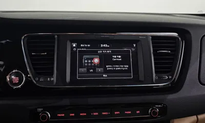 Kia Canival 2017, 115818 км, за 11000000 KRW - фото 16