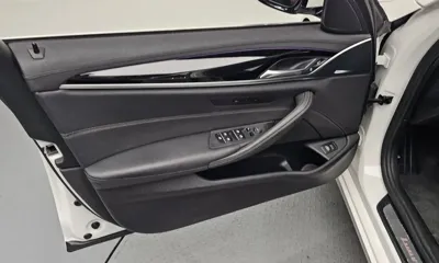 BMW 5-Series 2018, 77738 км, за 23400000 KRW - фото 24