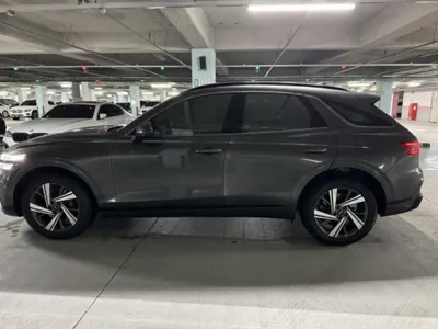 Genesis GV70 2025, 30131 км, за 37600000 KRW