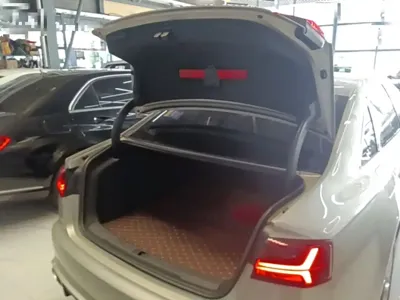 Audi A6L 2016, 114800 км, за 78700 CNY - фото 19