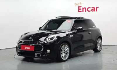 MINI Cooper · 2015 год