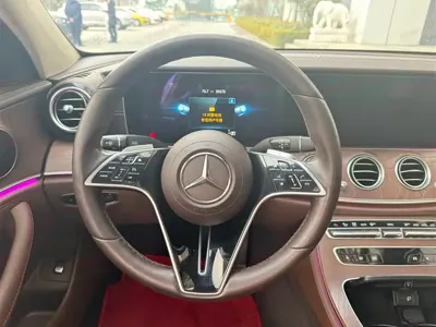 Mercedes-Benz E-Class 2023, 60000 км, за 229800 CNY