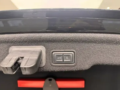 Audi A8 2015, 135000 км, за 138000 CNY - фото 21