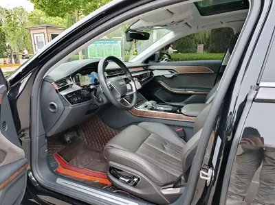 Audi A8 2020, 141000 км, за 278000 CNY - фото 8