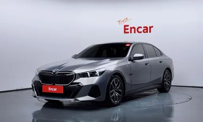 BMW 5-Series · 2025 год