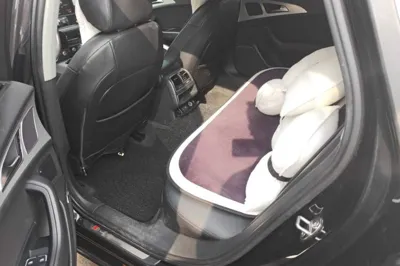 Audi A6L 2014, 121100 км, за 81332.82 CNY - фото 14