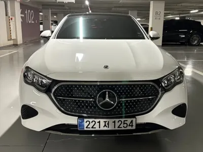 Mercedes-Benz E-Class · 2025 год