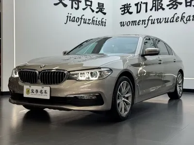 BMW 5 Series 2018, 178299 км, за 128800 CNY