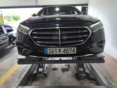 Mercedes-Benz E-Class · 2025 год