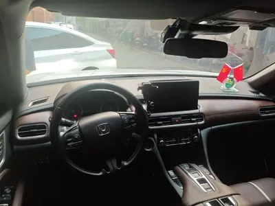 Honda UR-V 2025, 9000 км, за 188800 CNY
