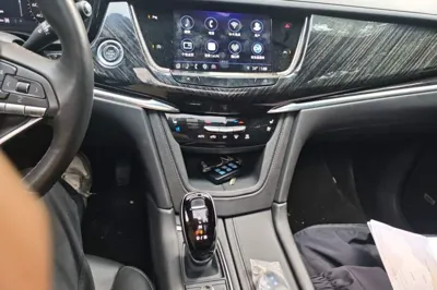 Cadillac XT6 2021, 48700 км, за 163763.08 CNY - фото 13