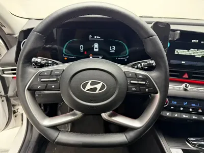Hyundai Elantra 2023, 44000 км, за 99800 CNY - фото 12