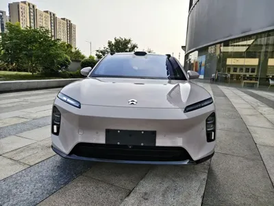 Nio ET5T 2025, 14900 км, за 188800 CNY