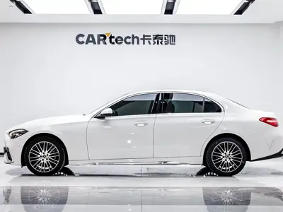 Mercedes-Benz C-Class 2024, 39600 км, за 191800 CNY