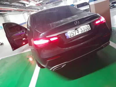 Mercedes-Benz E-Class 2021, 61000 км, за 35100000 KRW