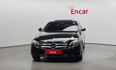 Mercedes-Benz E-Class 2018, 111484 км, за 18300000 KRW