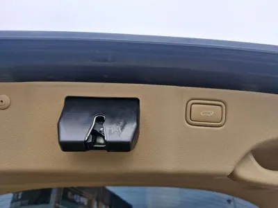 Kia Canival 2016, 173403 км, за 9300000 KRW - фото 7