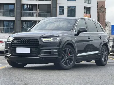 Audi Q7 · 2016 год