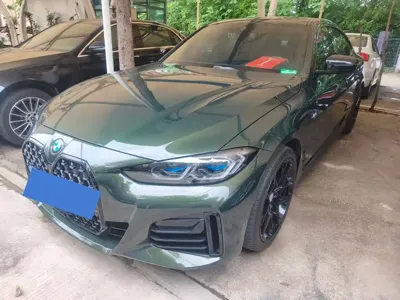 BMW 4 Series 2022, 60000 км, за 204800 CNY