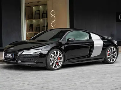Audi R8 · 2015 год