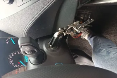 Ford Escort 2017, 68900 км, за 30253.91 CNY - фото 9