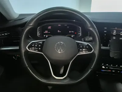 Volkswagen Passat 2022, 48000 км, за 113600 CNY - фото 15