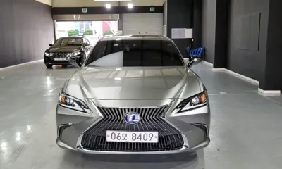 Lexus ES · 2019 год