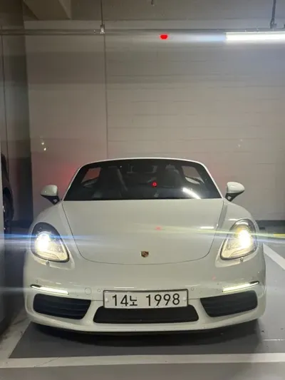 Porsche 718 2017, 67756 км, за 87000000 KRW
