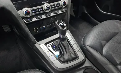 Hyundai Avante 2019, 125016 км, за 10790000 KRW - фото 9