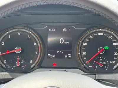 Volkswagen Tharu 2021, 70000 км, за 65800 CNY - фото 13
