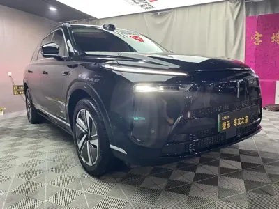 WEY Wey Lanshan 2025, 30000 км, за 188800 CNY