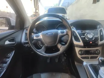 Ford Focus 2015, 184200 км, за 31900 CNY - фото 3