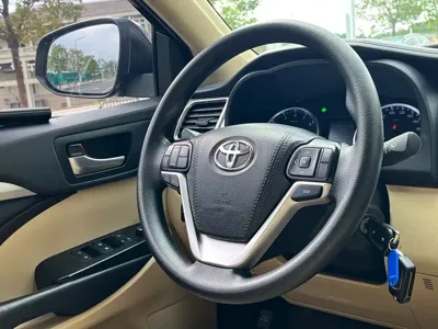 Toyota Highlander 2019, 89000 км, за 99800 CNY - фото 16
