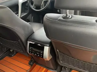 Toyota Prado 2018, 83000 км, за 328000 CNY