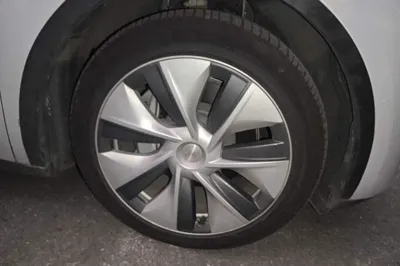 Tesla Model Y 2021, 78600 км, за 163837.86 CNY - фото 8