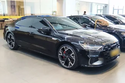 Audi A7L 2024, 11399 км, за 364833.42 CNY