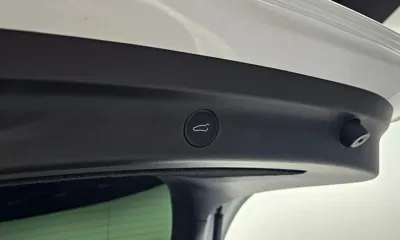 Tesla Model Y 2022, 64331 км, за 40900000 KRW - фото 32