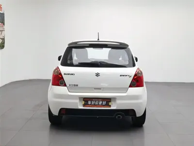 Suzuki Swift 2013, 116100 км, за 12500 CNY