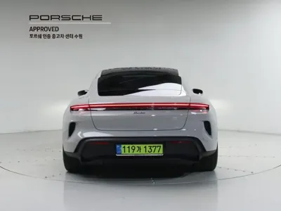 Porsche Taycan 2025, 10400 км, за 206000000 KRW
