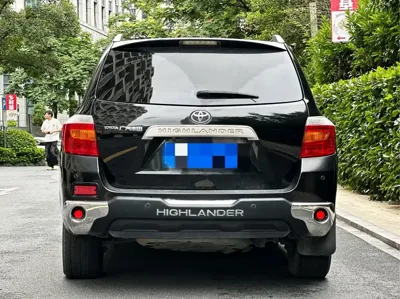 Toyota Highlander 2012, 170000 км, за 30000 CNY