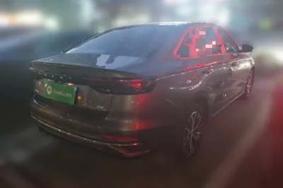Geely Auto Emgrand 2025, 5200 км, за 51255.28 CNY - фото 6