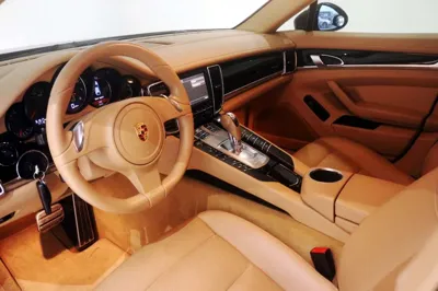 Porsche Panamera 2012, 61000 км, за 27500000 KRW